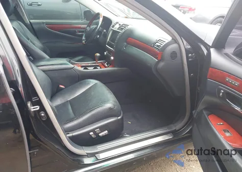 2011 Lexus Ls 460 from USA, damaged, VIN JTHCL5EF1B5009552